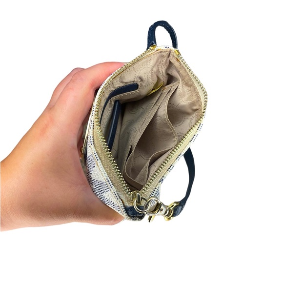 Michael Kors Wristlet - Picture 4 of 4